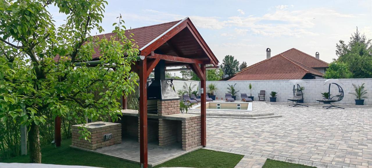 Siofok Apartman ภายนอก รูปภาพ